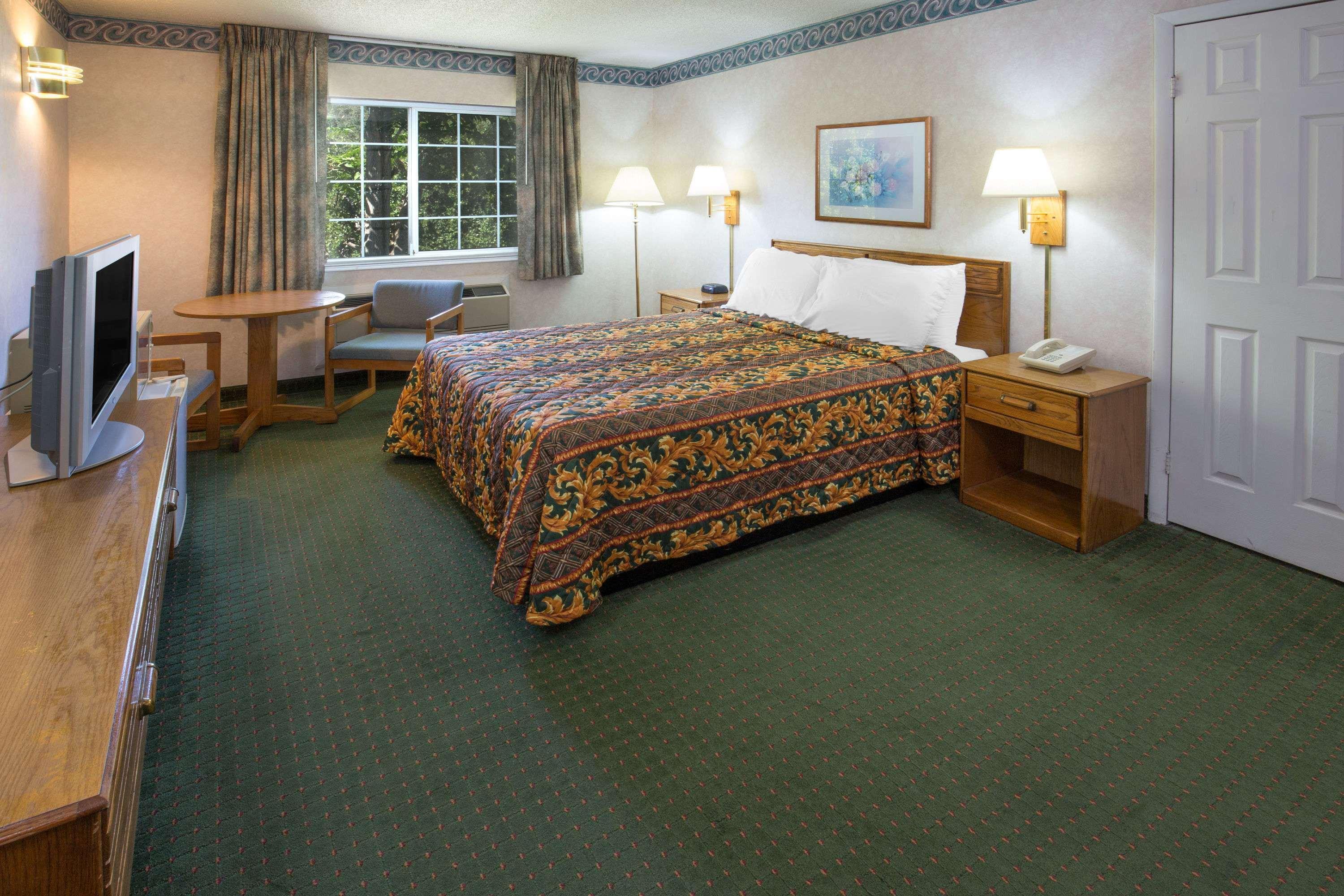 Days Inn By Wyndham Oroville Bagian luar foto