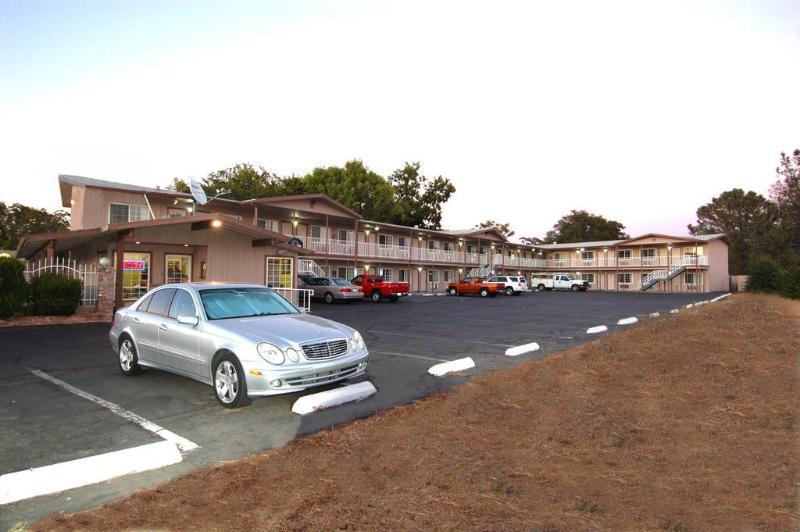 Days Inn By Wyndham Oroville Bagian luar foto
