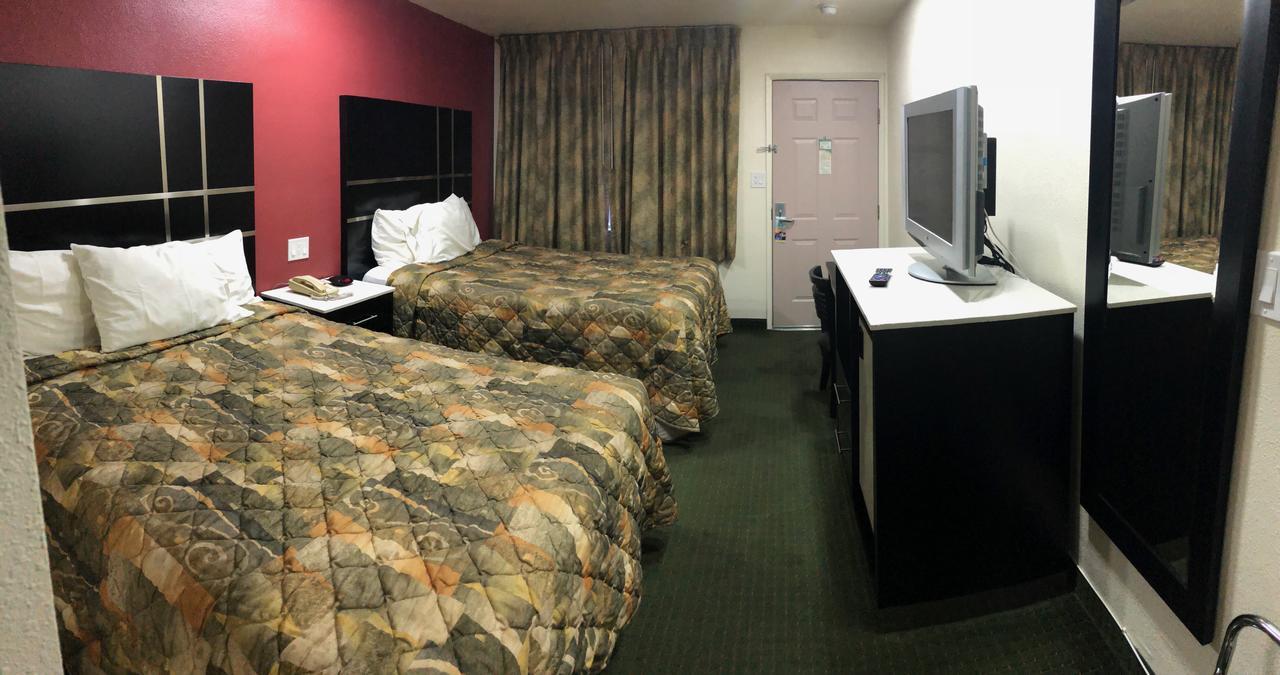 Days Inn By Wyndham Oroville Bagian luar foto